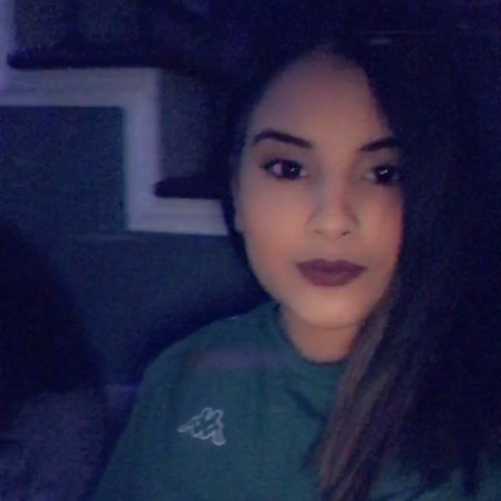 Meet your Posher, Favi